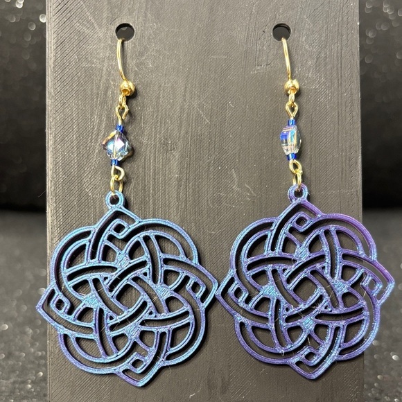 Handmade Jewelry - Blue and Purple Color Shift  Celtic Knot Earrings